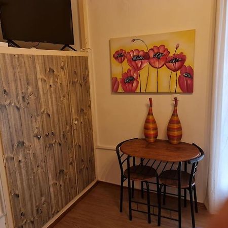 6 Καλινοβου Center Of Athens Πεδιον Αρεωσ Appartement Buitenkant foto
